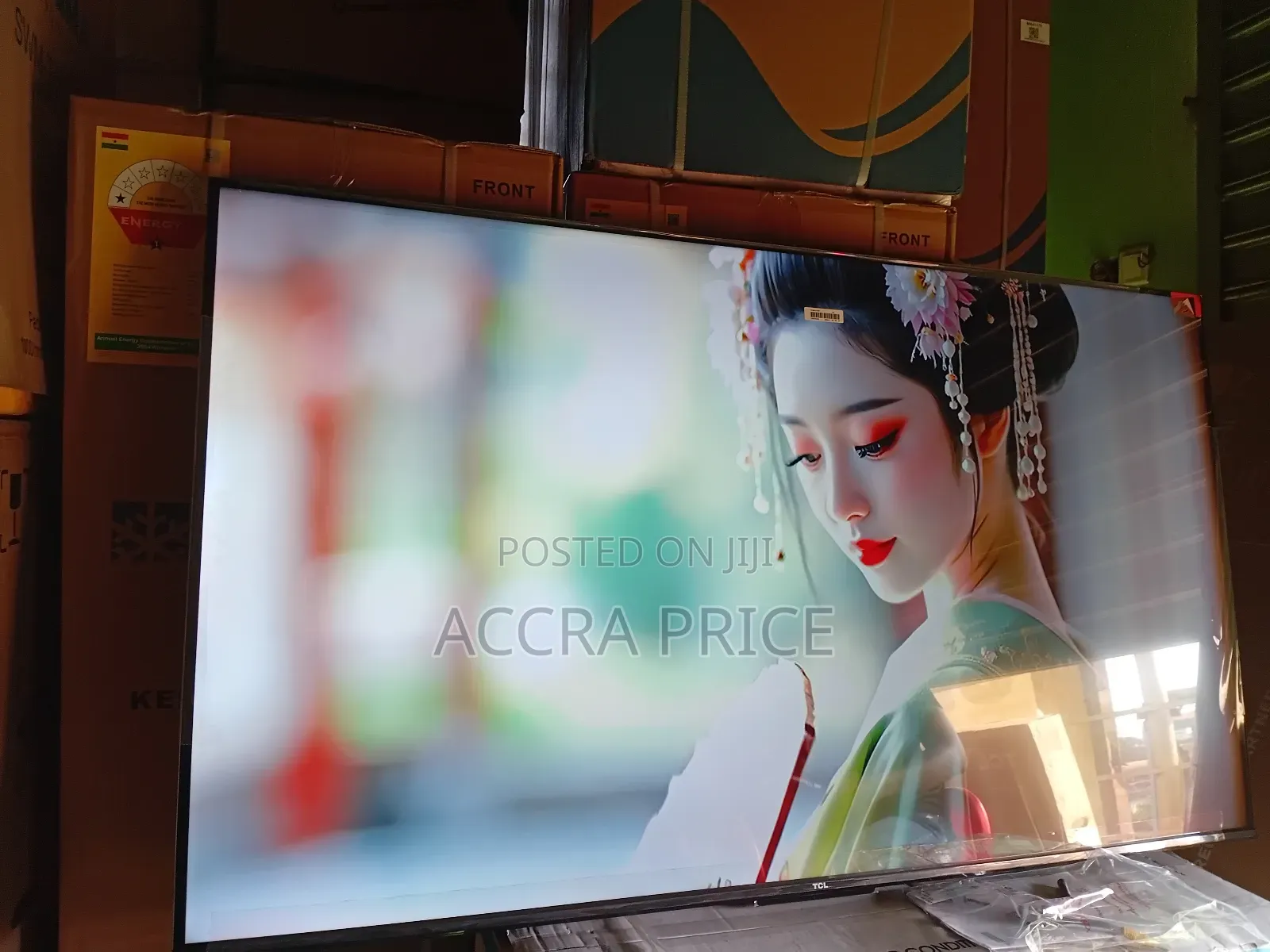 Sleek Glam Tcl55
