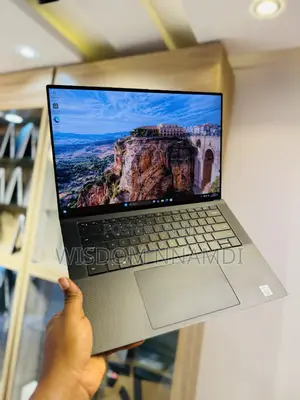 Laptop Dell Precision 5550 16GB Intel Core i7 SSD 1T