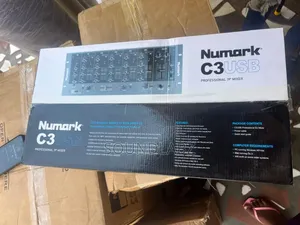 Numark C3usb, A Five-channel Professional Dj Rack