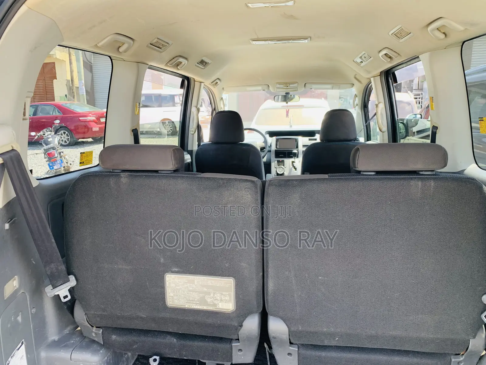 Toyota Voxy 2010 Black