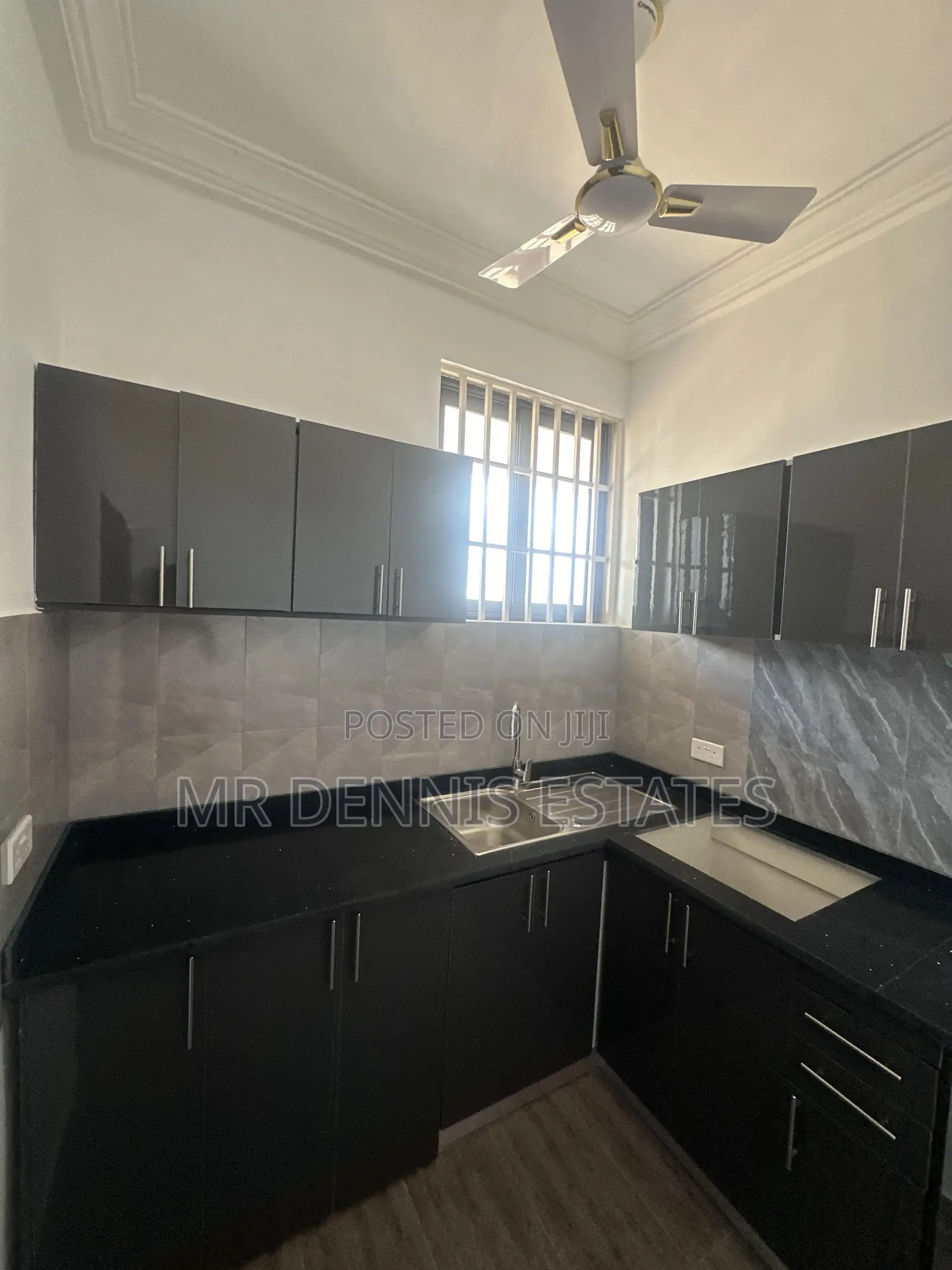 1bdrm Apartment in Westhills Mall for rent