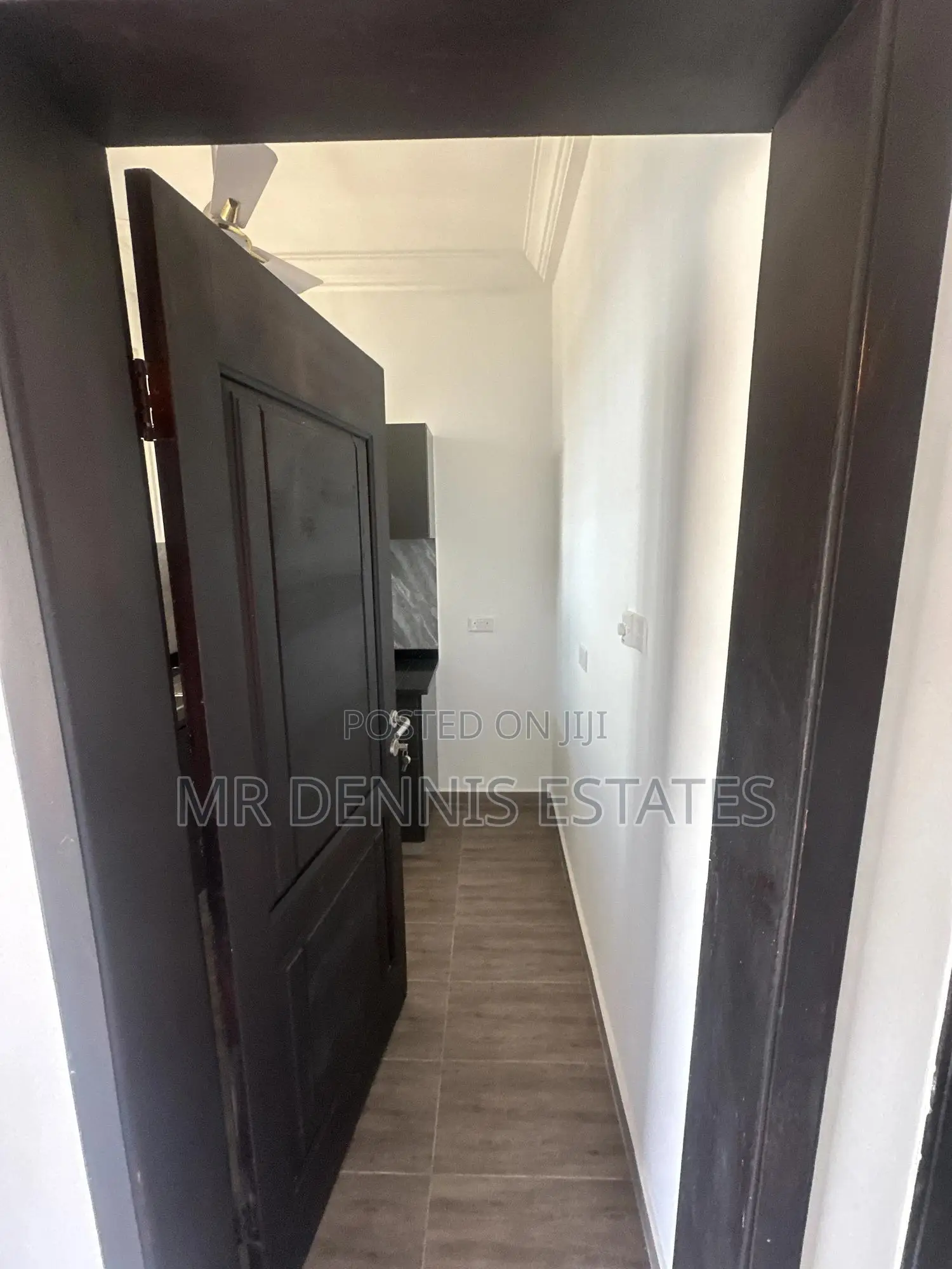 1bdrm Apartment in Westhills Mall for rent
