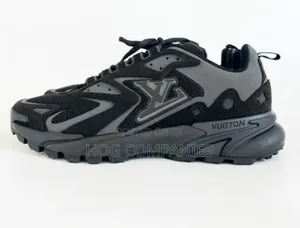 Louis Vuitton Runner Black Men's Sneakers