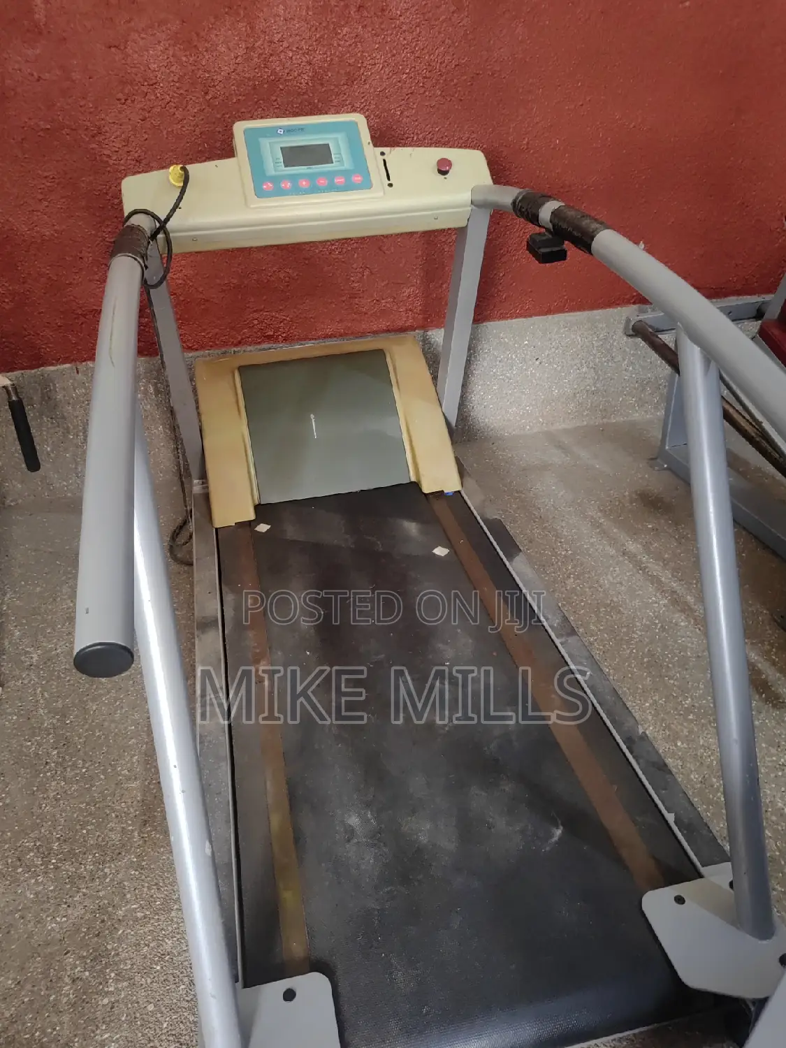 Commercial Treadmill for Sale