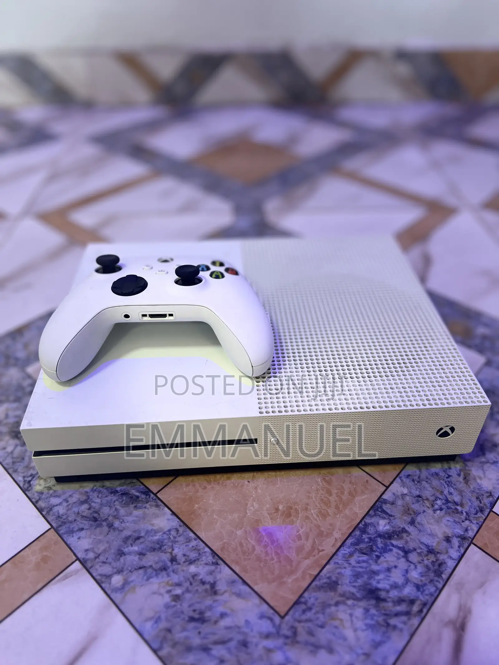 Xbox One S 1tb Bundle | 17+ Games Installed | Fc 26 Included