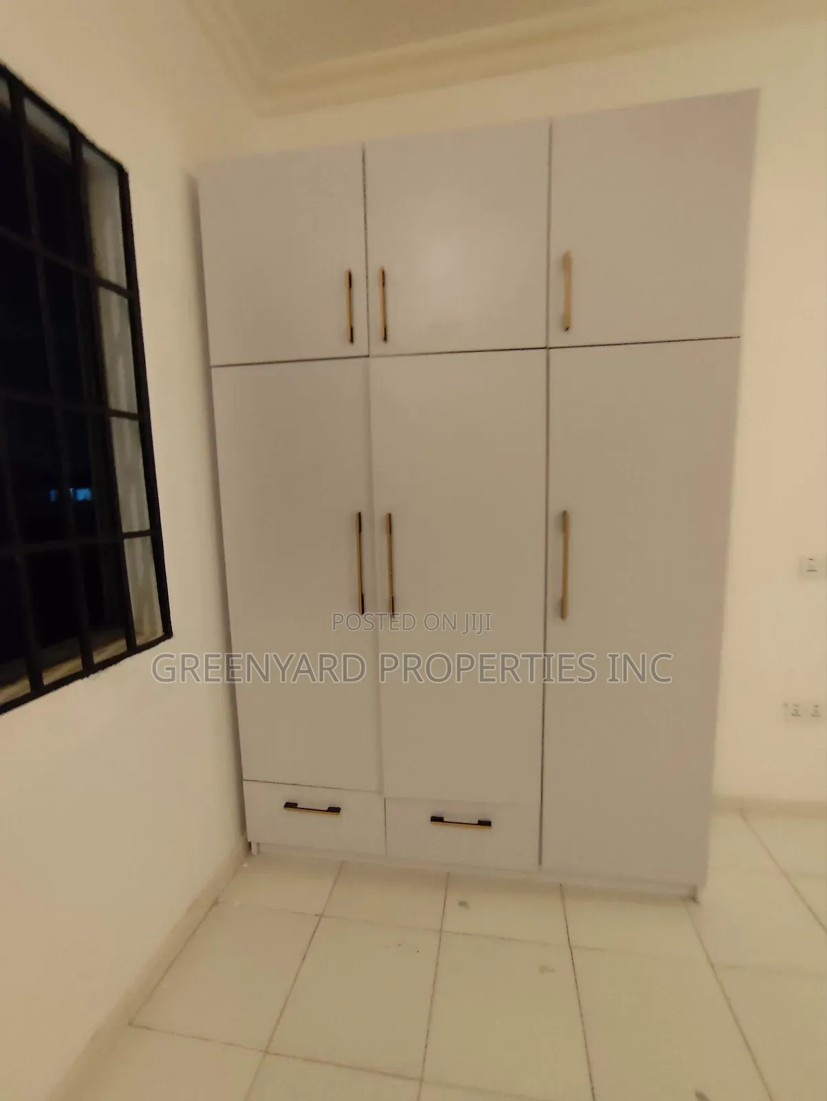 4bdrm House in Lakeside, Ashaley Botwe for sale