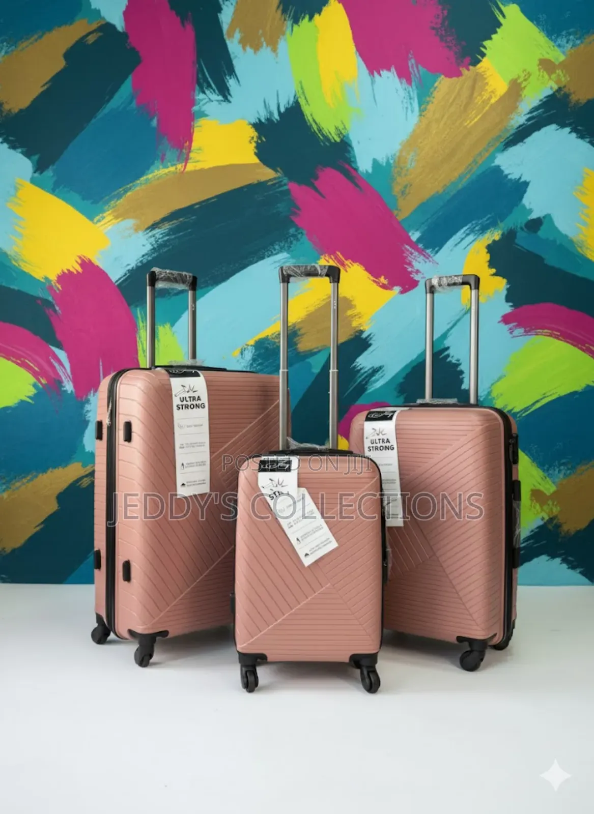 3pcs Ultra Strong Trolley Suitcases With a Smooth Wheels and a Carryon