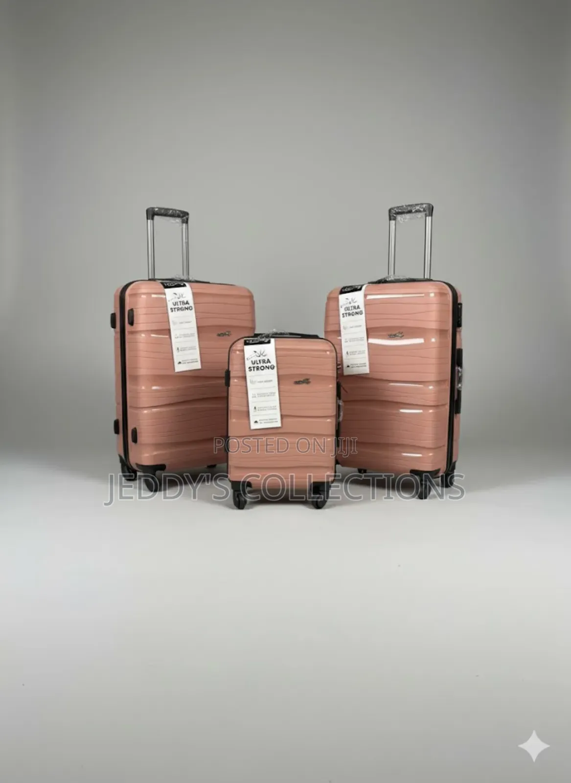 3pcs Ultra Strong Trolley Suitcases With a Smooth Wheels and a Carryon