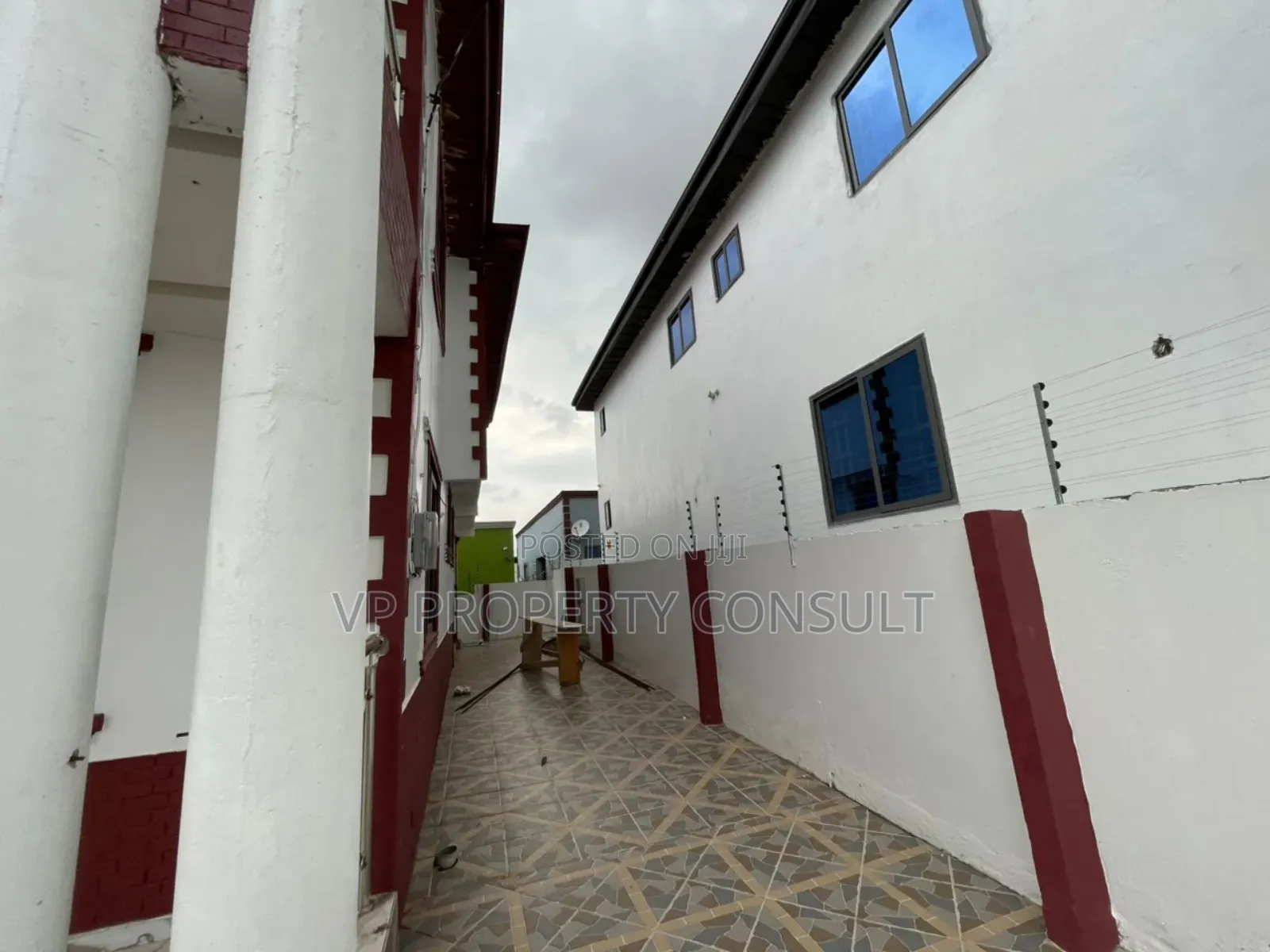 5bdrm House in Kumasi Metropolitan for sale