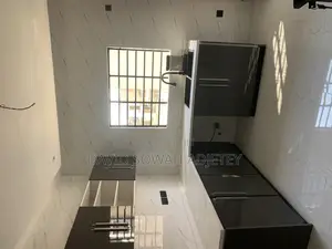 3bdrm Apartment in Agbleza, New Town for rent