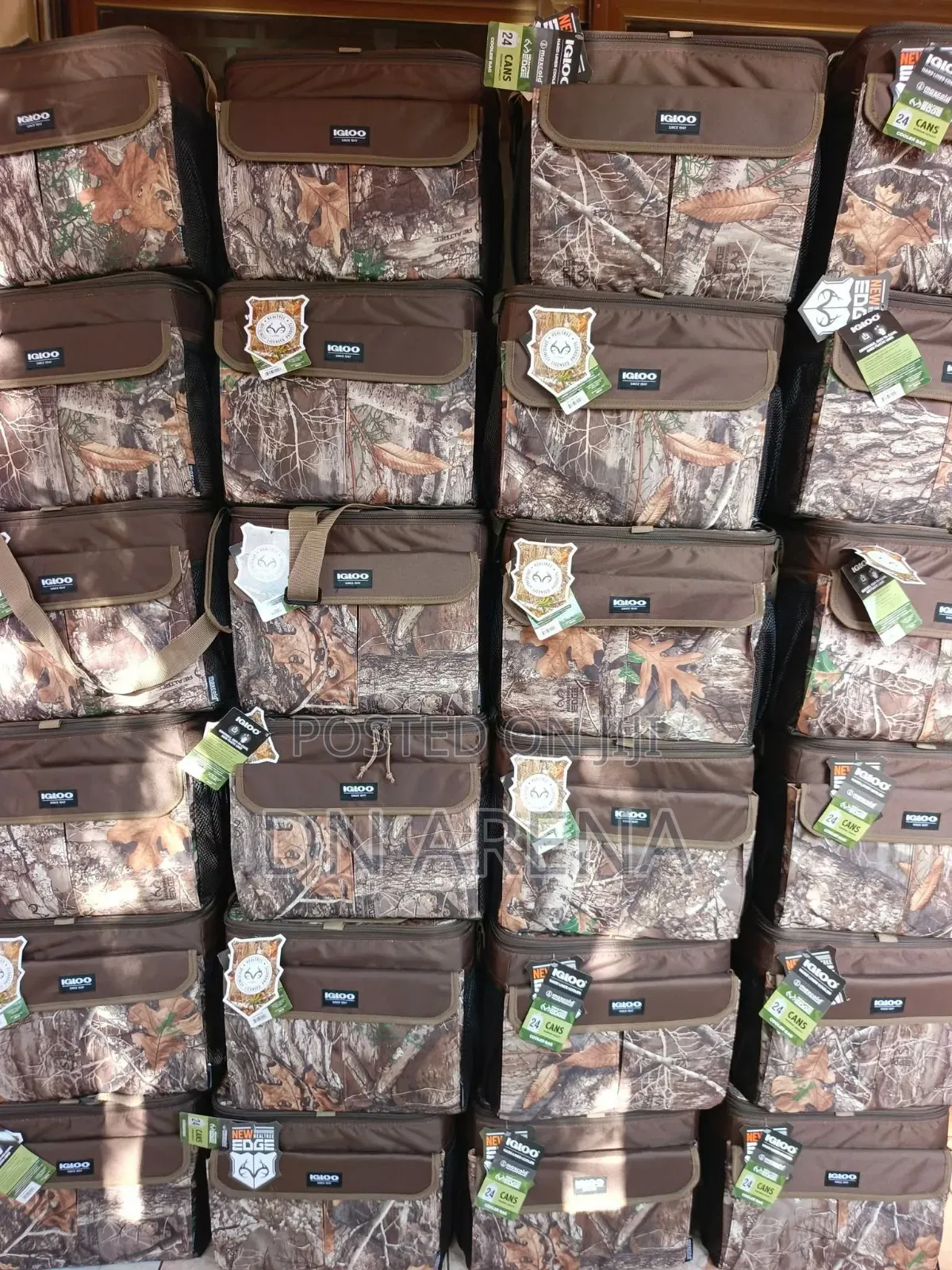 Igloo 24- And 12 Can HLC Cooler Lunch Bag - Realtree Edge