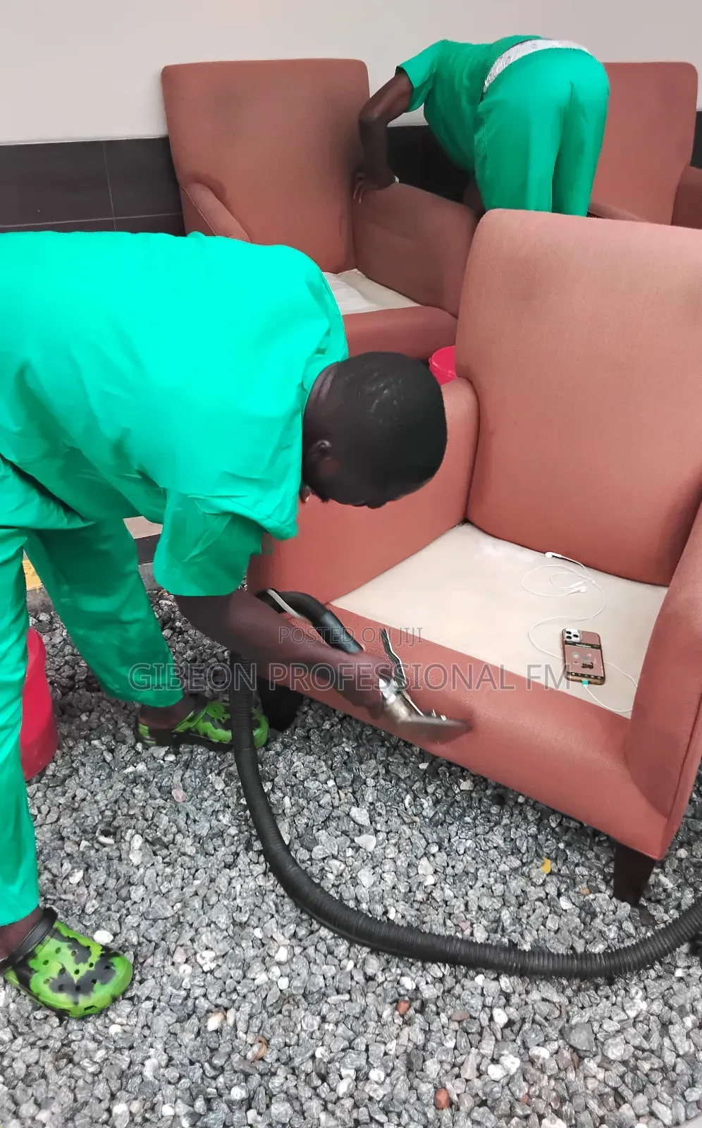 ​Hygienic Home: Upholstery Deep Cleaning by Professionals.