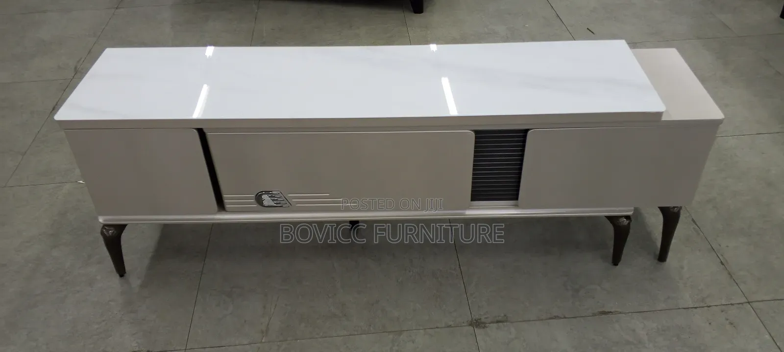 Extendable Tv Stand