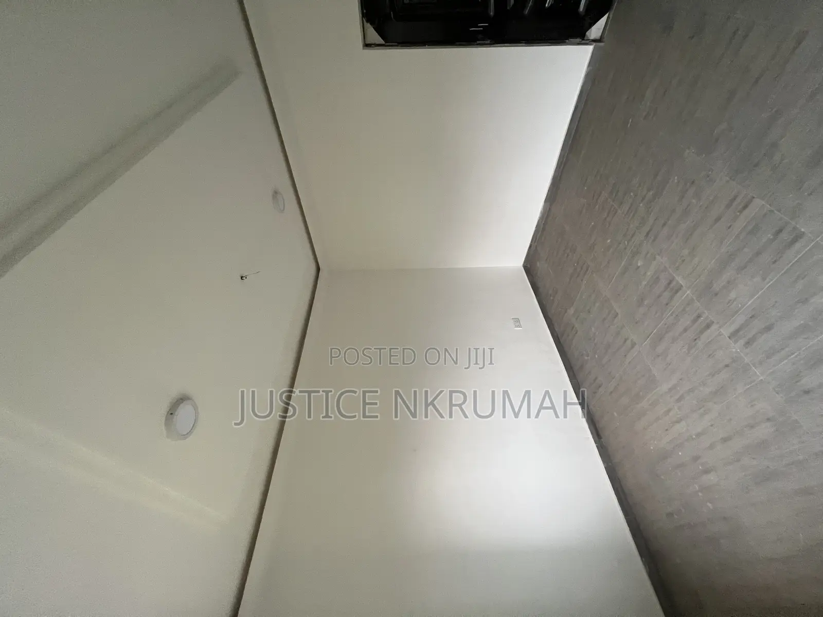 2bdrm Apartment in Mr Justice Estate, Old Barrier for rent