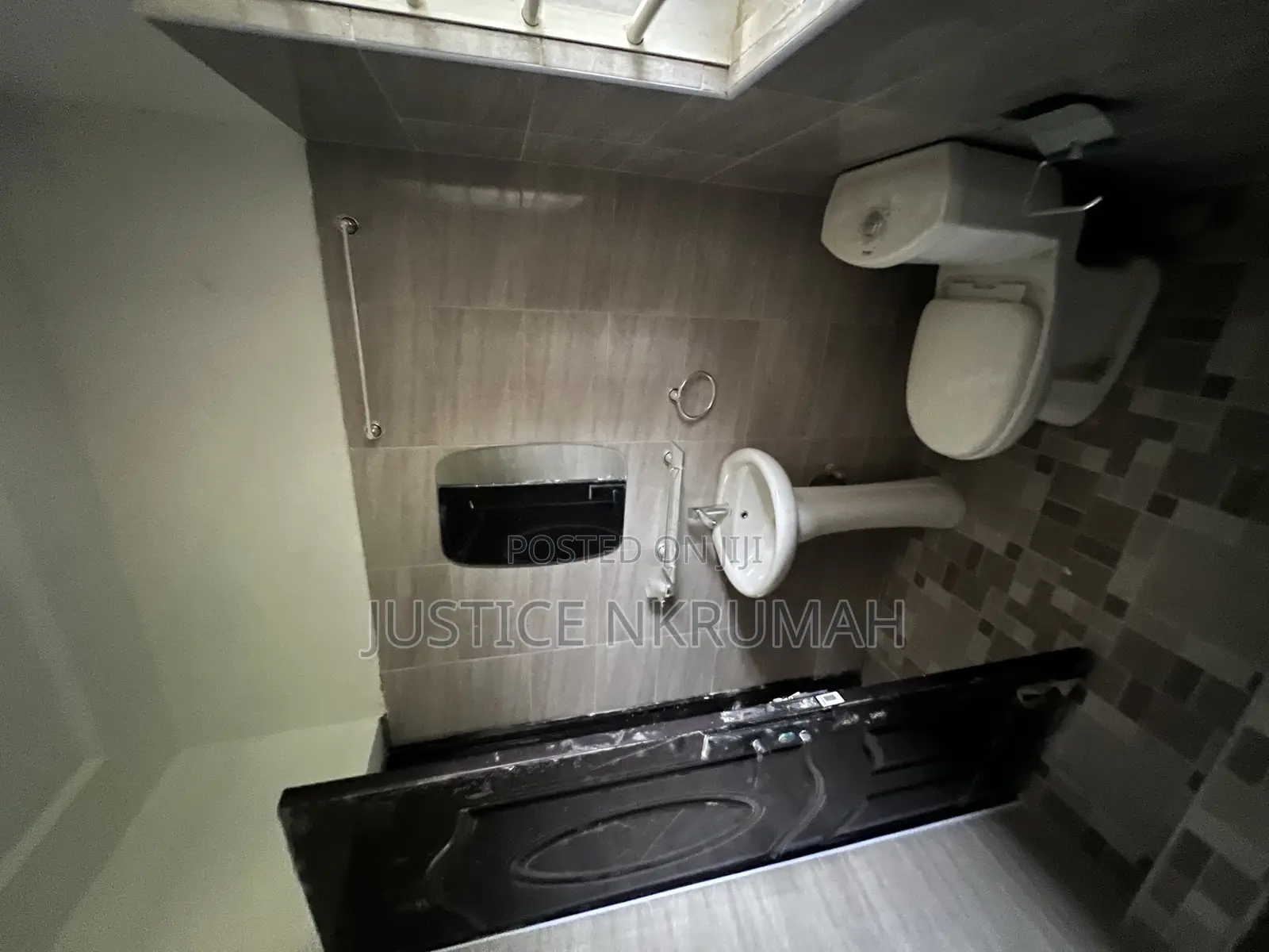 2bdrm Apartment in Mr Justice Estate, Old Barrier for rent