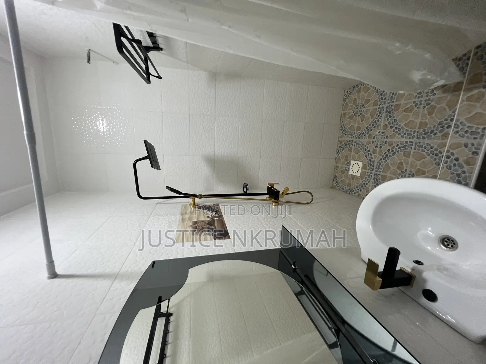 Furnished 2bdrm Apartment in Mr Justice Estate, West Hills Mall Area