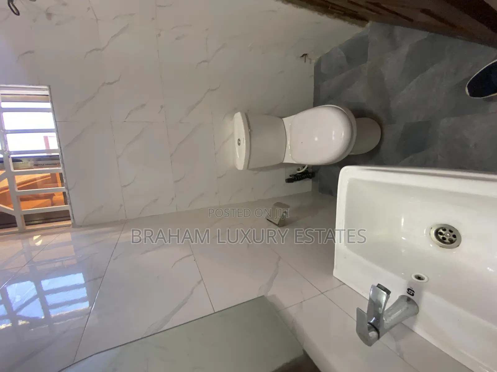 3bdrm Apartment in Braham Luxury, Tseaddo for rent