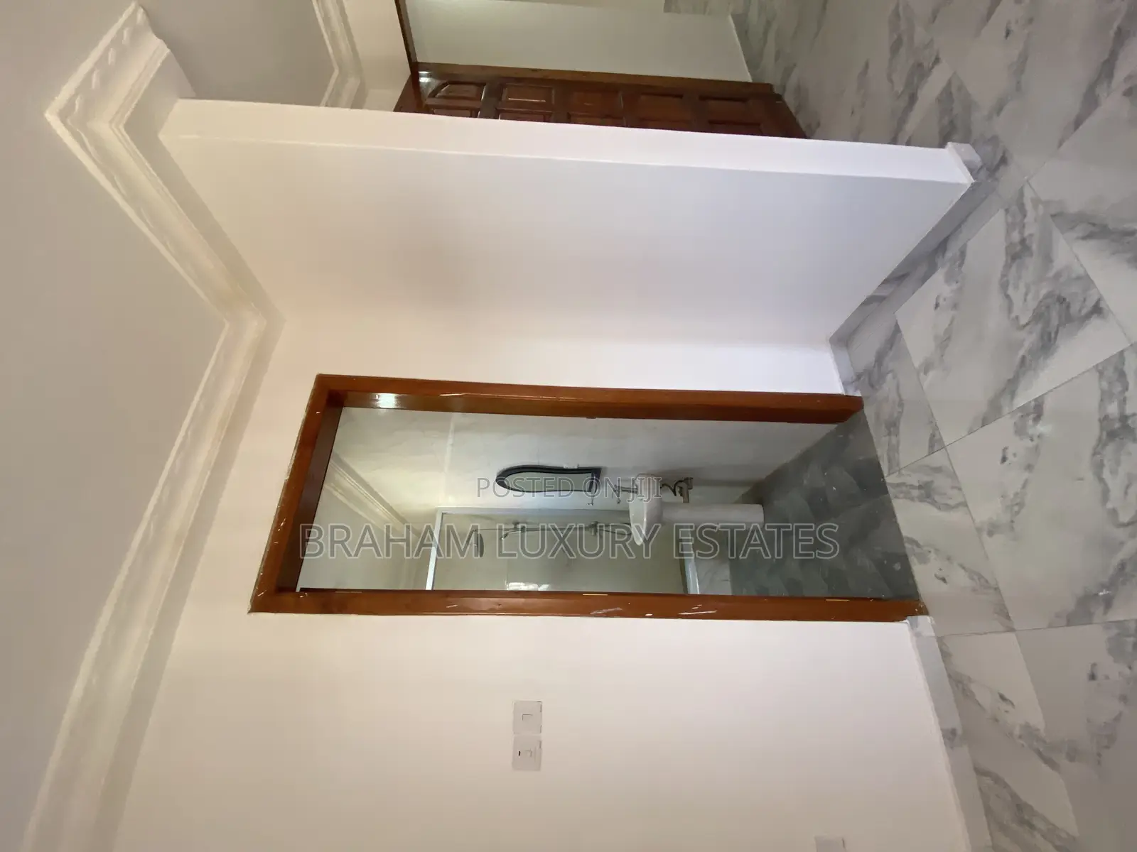 3bdrm Apartment in Braham Luxury, Tseaddo for rent