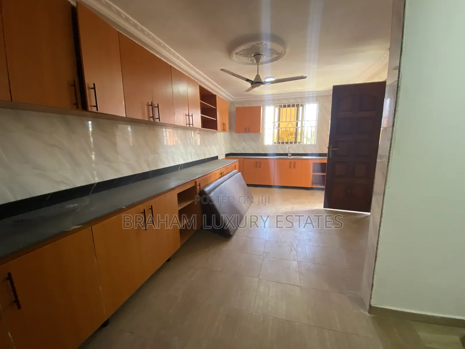 3bdrm Apartment in Braham Luxury, Tseaddo for rent