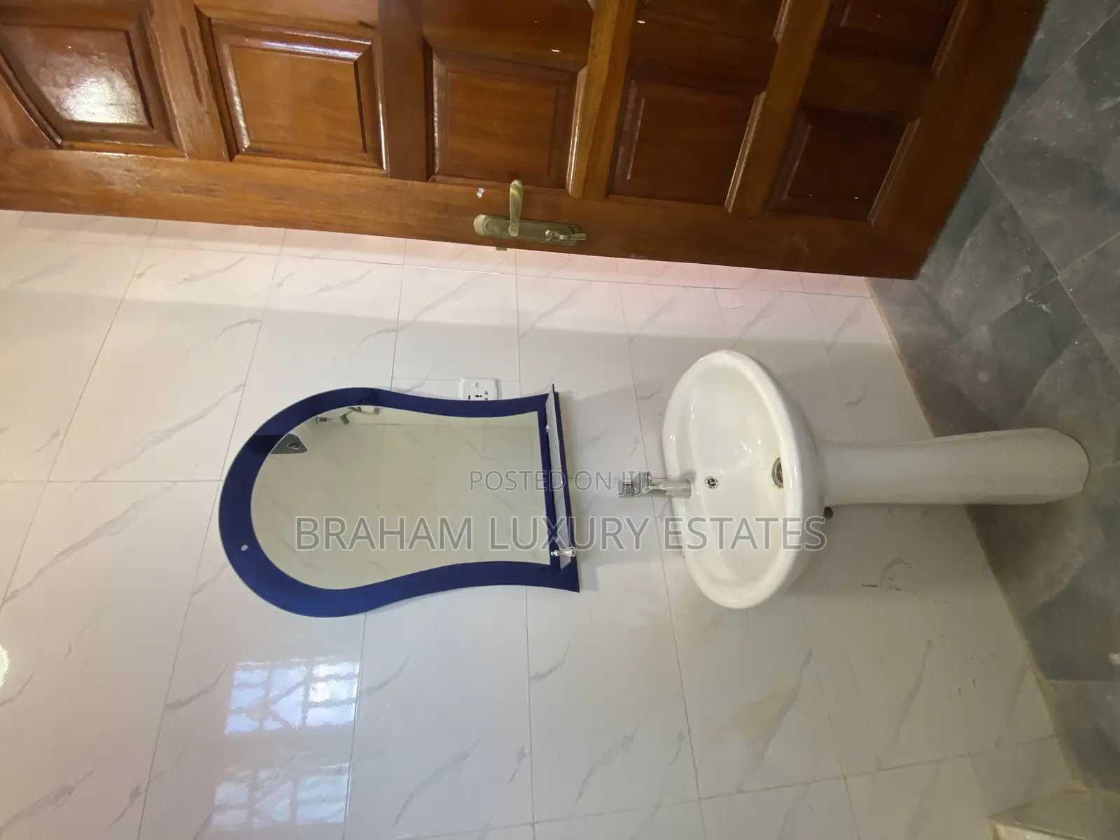 3bdrm Apartment in Braham Luxury, Tseaddo for rent