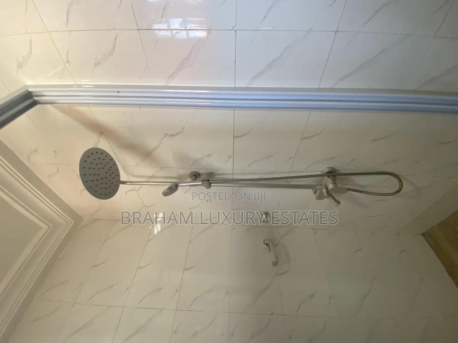 3bdrm Apartment in Braham Luxury, Tseaddo for rent