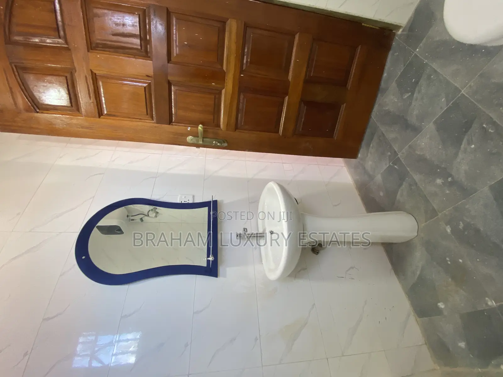 3bdrm Apartment in Braham Luxury, Tseaddo for rent