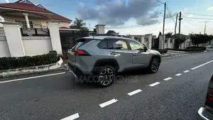 Toyota RAV4 2020 Burgundy