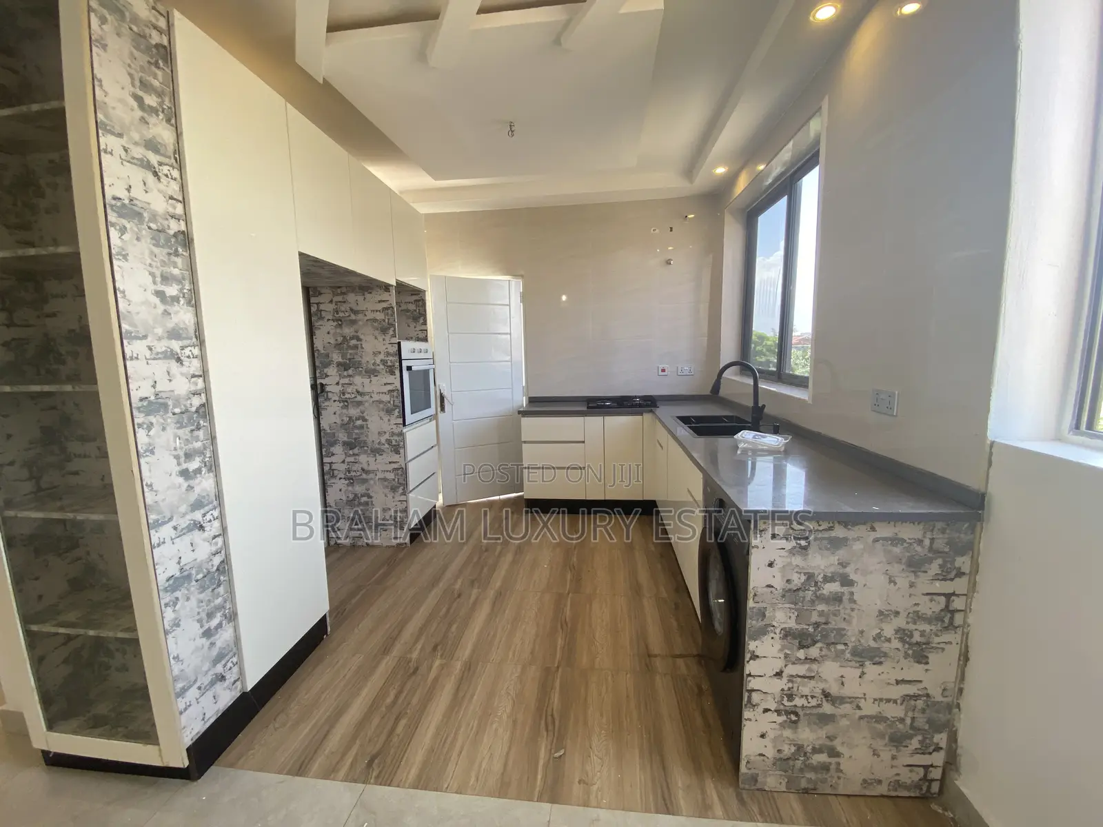 1bdrm Apartment in Braham Luxury, Spintex for rent