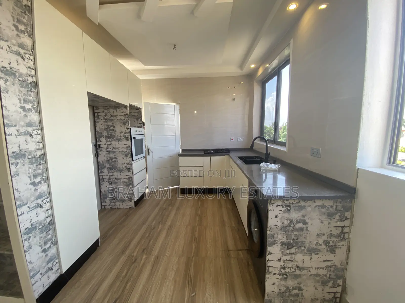 1bdrm Apartment in Braham Luxury, Spintex for rent