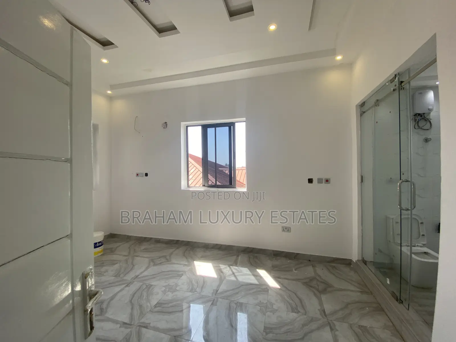1bdrm Apartment in Braham Luxury, Spintex for rent