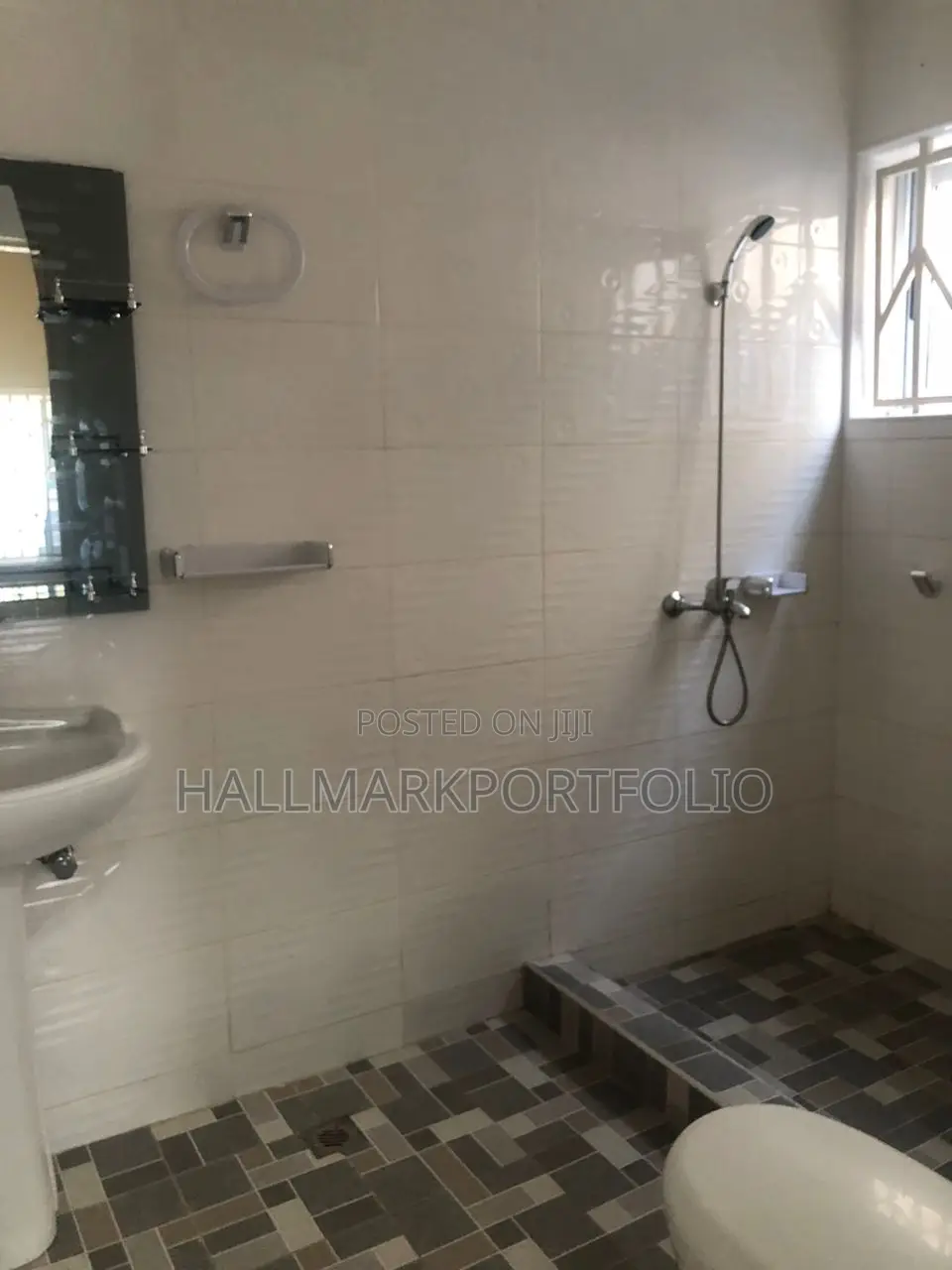 3bdrm House in Spintex for rent