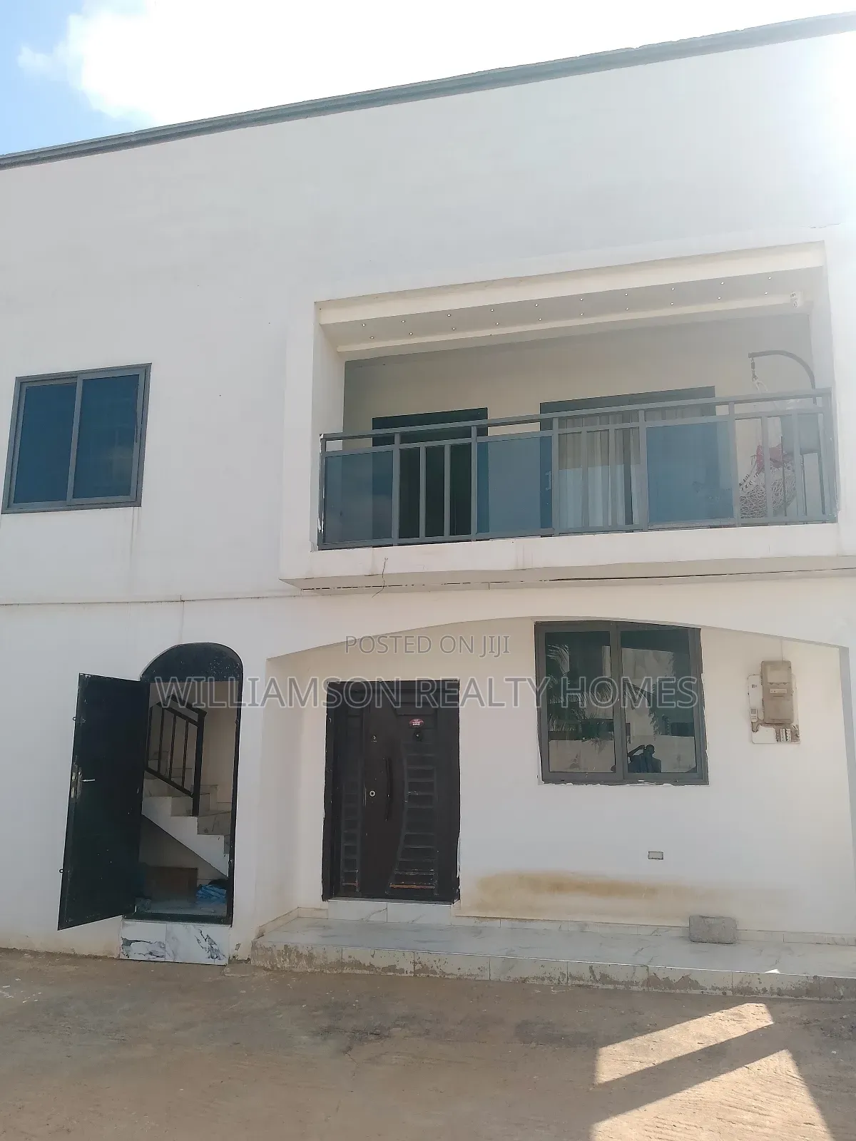 3bdrm Apartment in Community 18 Area, Spintex for rent