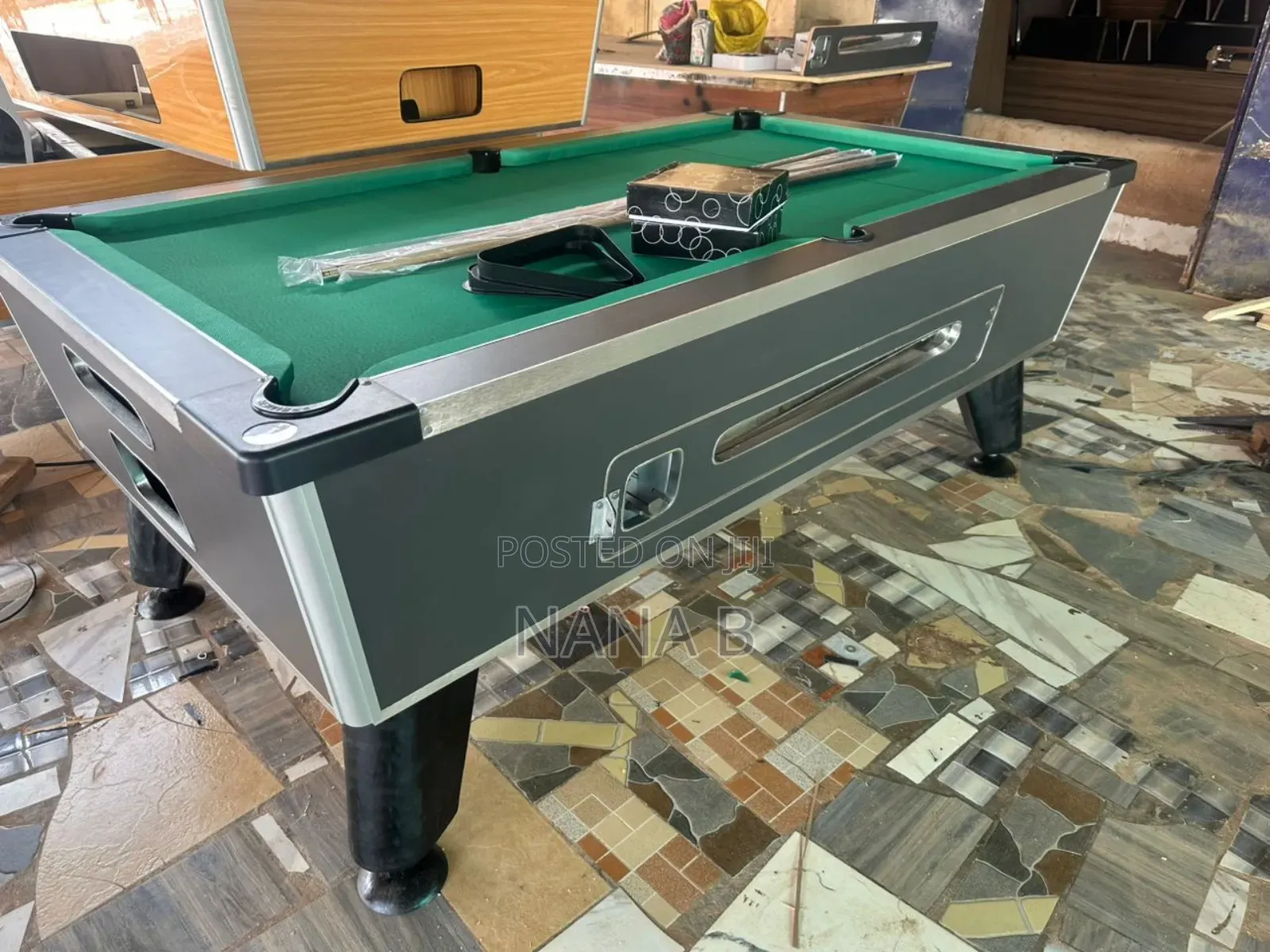 Pool Table/Snooker Board
