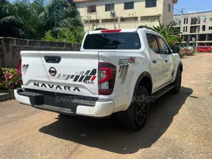 New Nissan Navara 2025 White