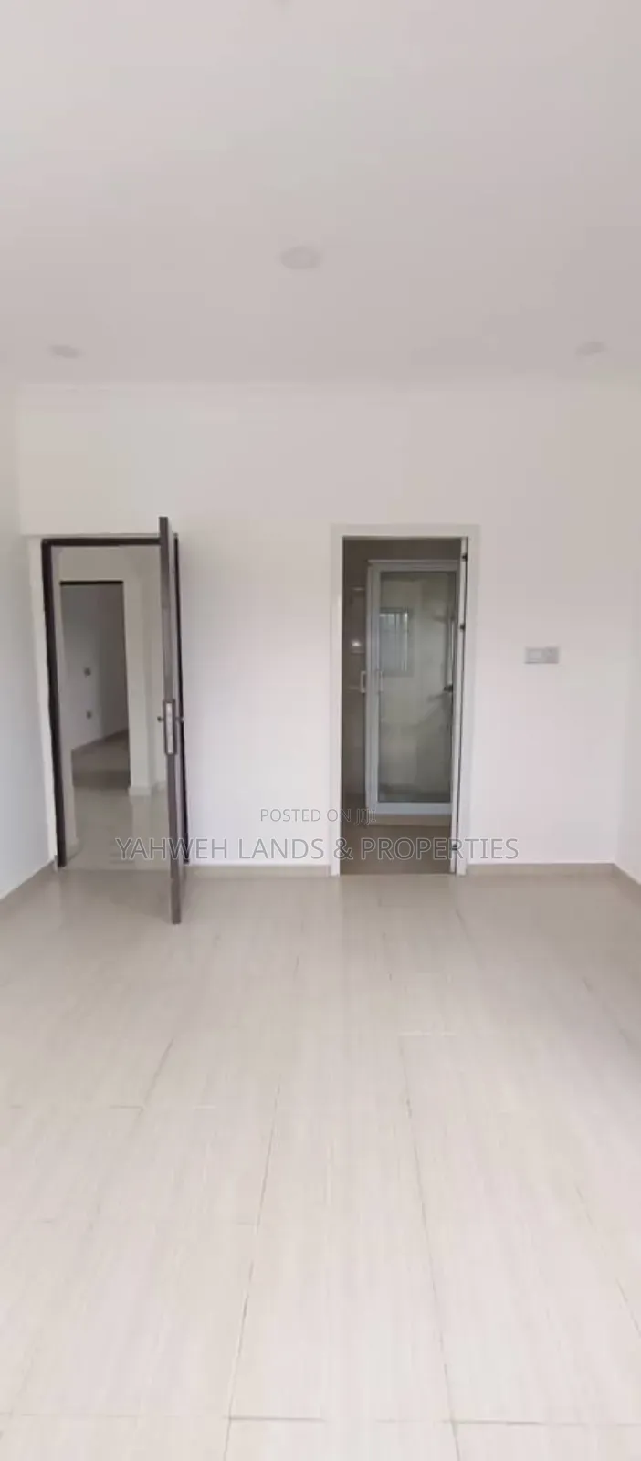4bdrm House in Adenta for sale