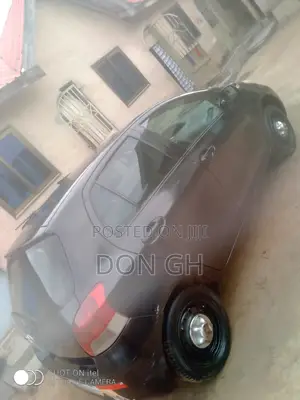 Toyota Vitz 2010 Black