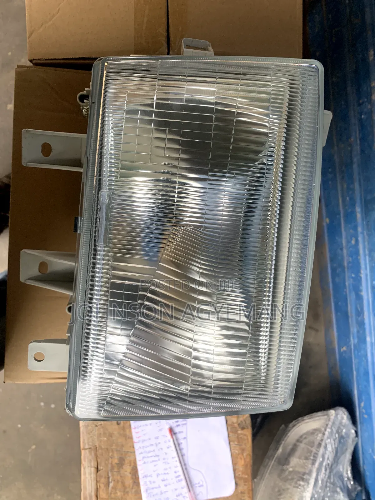 Hyundai Mighty 2 Headlight