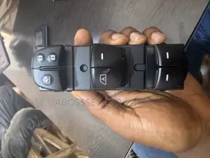 Nissan Rogue 2014 To 2018 Door Switch Available