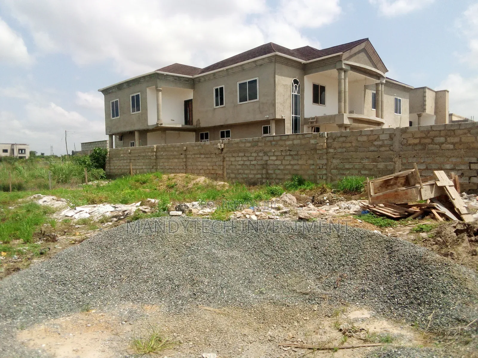 Dream Land Inside Community 9 Gated Community