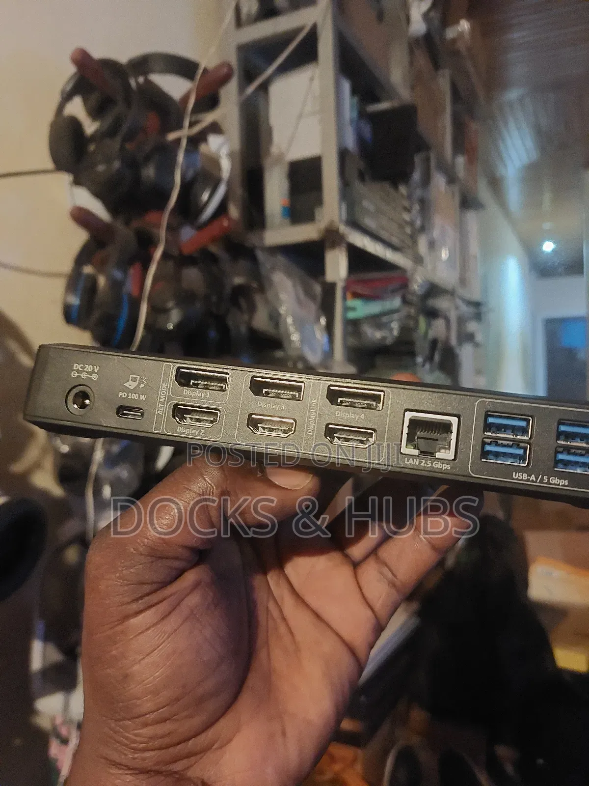 Icy Box Usb-C Docking Station (15-in-1) - 4 Monitors Display