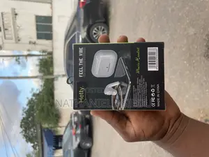 Hetty Ox-03true Wireless Earbuds With Power Bank