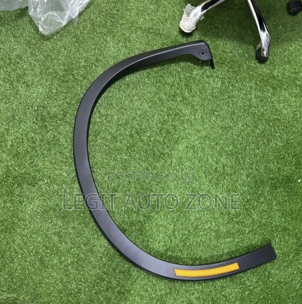 Honda CRV 2023,2024,2025, Fender Moulding Available