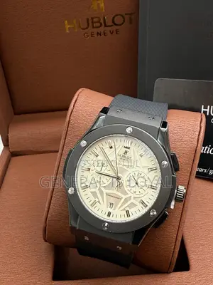 Hublot Watch With Solid Leather And Silicone Strap