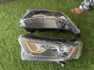Honda CRV 2017,2018,2019 Headlight Available