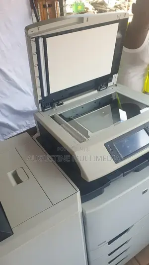 Hp Colour Lazerjet Cm6049f