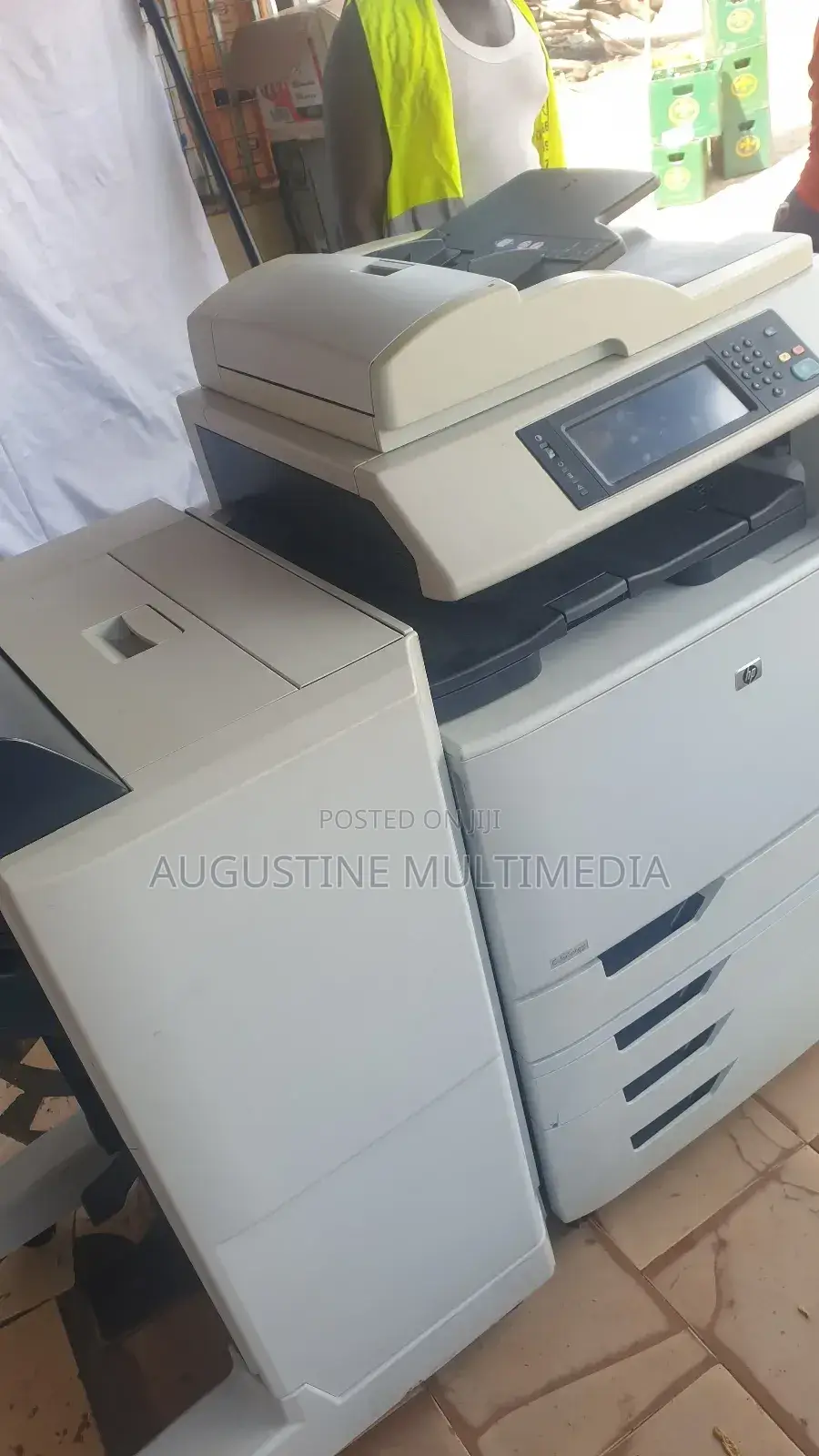 Hp Colour Lazerjet Cm6049f