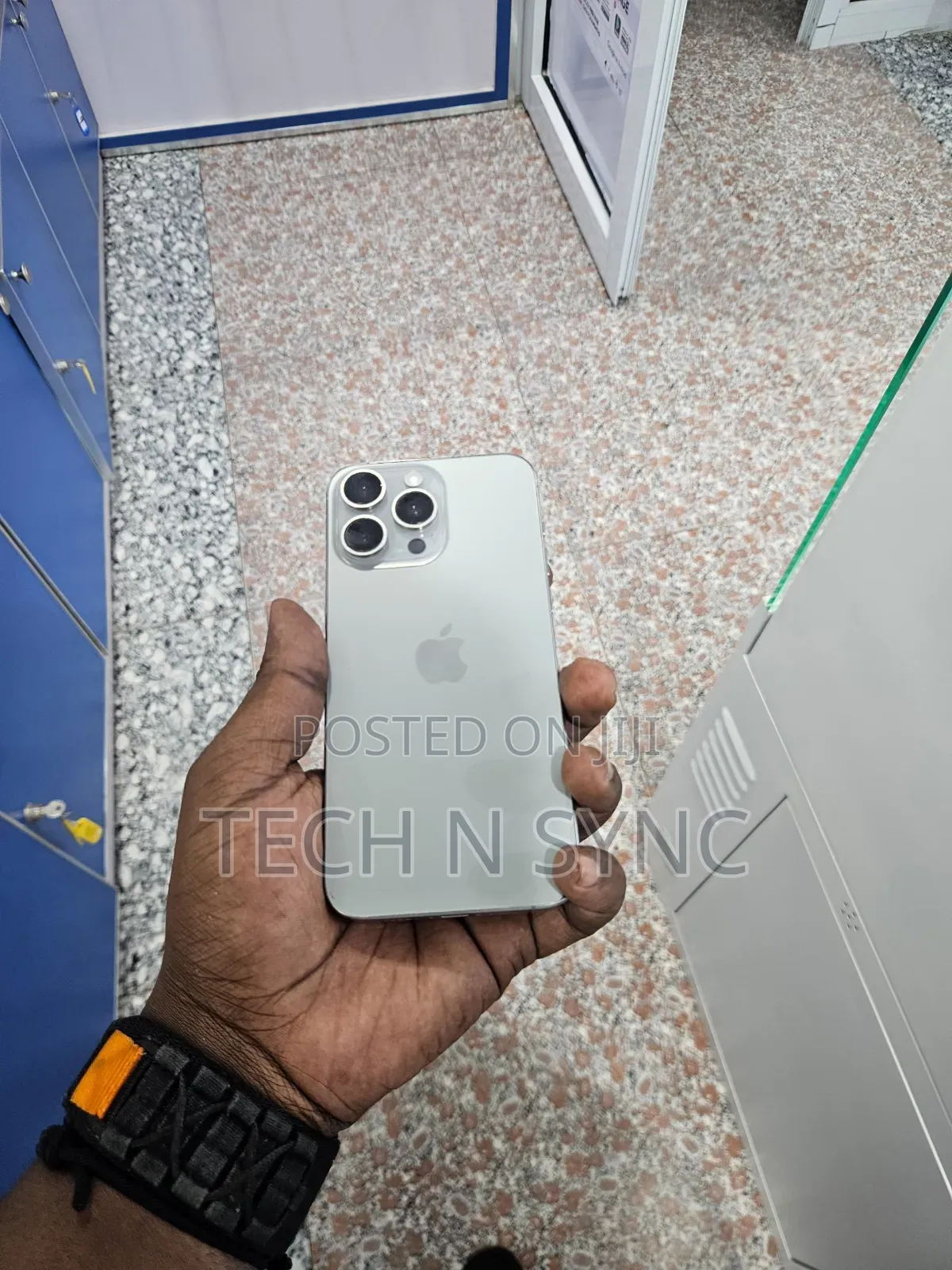 Apple iPhone 15 Pro Max 256 GB Silver
