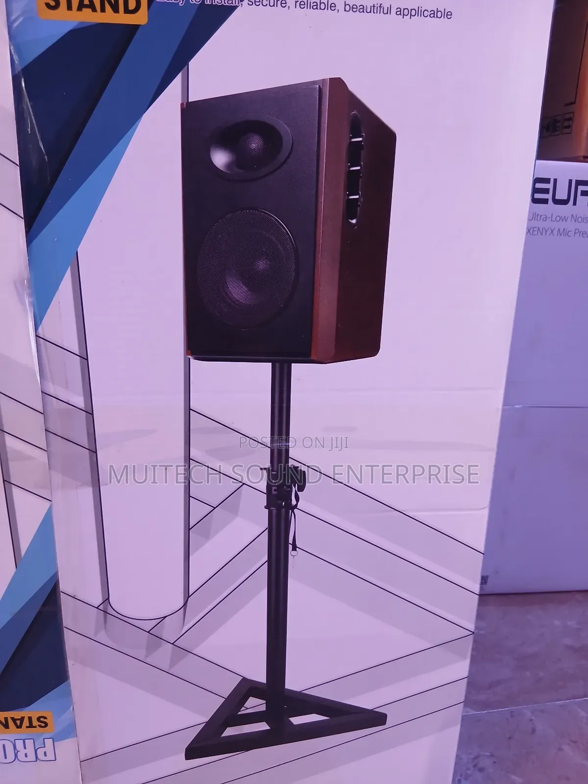 Studio Monitor Stand (8 Inches)