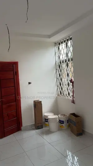 5bdrm House in Ablekuma, Accra Metropolitan for sale