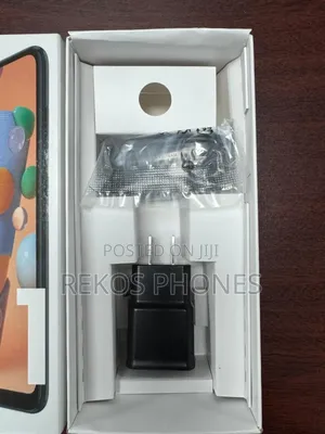 New Samsung Galaxy A11 32 GB Black
